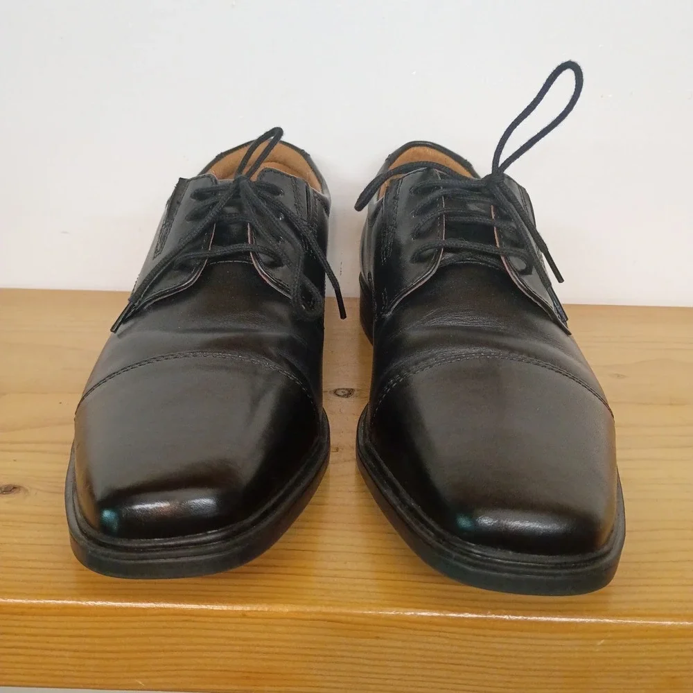 CLARKS Black‎ Tilden Cap Toe Block Heel Leather Oxford Shoes Men's Size 8 M